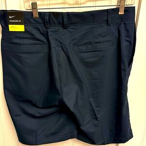 Nike Men's Dri-FIT Hybrid 10.5'' Golf Shorts-32